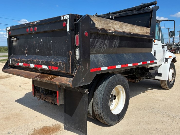 2013-international-durastar-4300-image-4