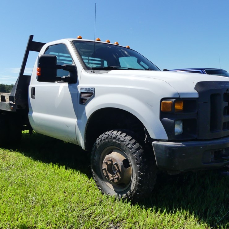 2008 FORD F350 XL
