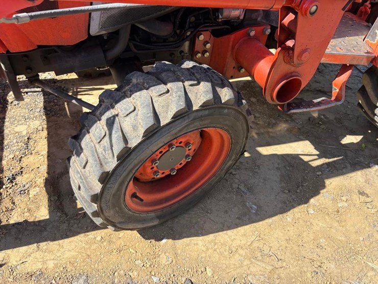 kubota-l3301-image-10