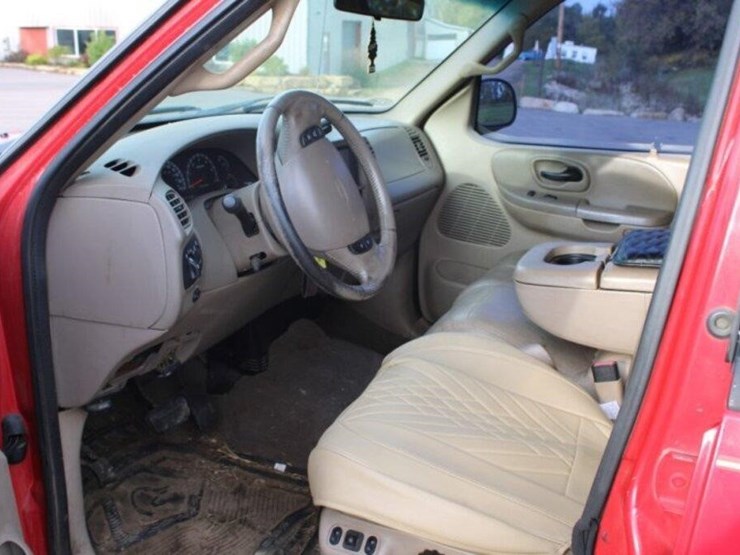 2001-ford-f150-image-15