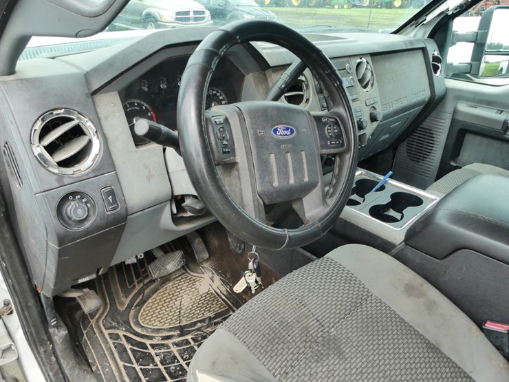2013-ford-f250-xlt-image-13