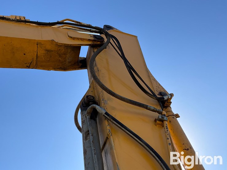 2005-deere-160c-lc-image-17