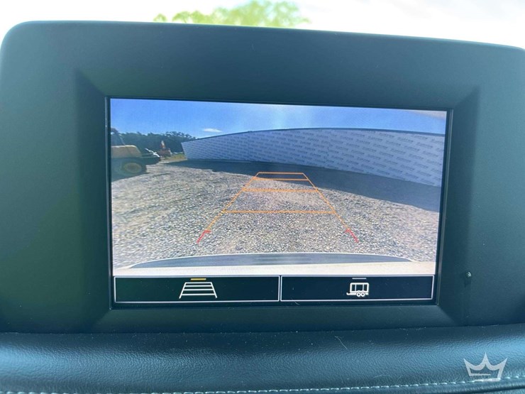 2022-chevrolet-tahoe-image-16