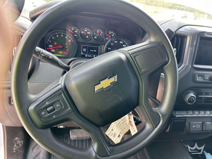 2022-chevrolet-silverado-1500-image-13