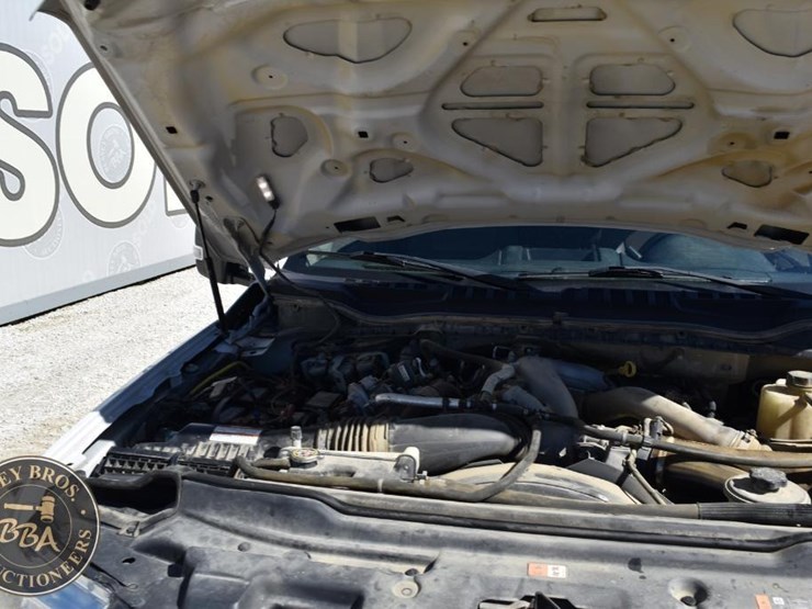 2020-ford-f550-xl-image-35