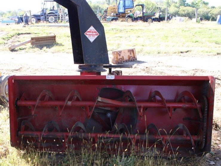 3-point-heavy-duty-pto-driven-snow-blower-image-2