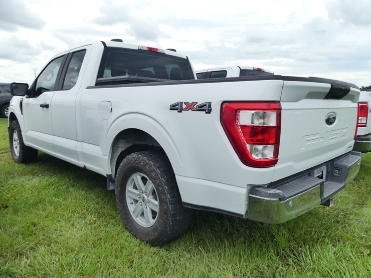 2021-ford-f150-xl-image-4