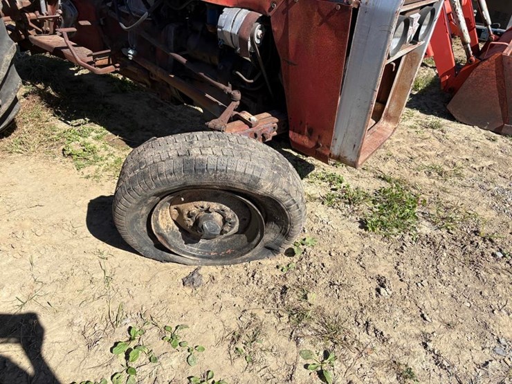 massey-ferguson-235-image-6