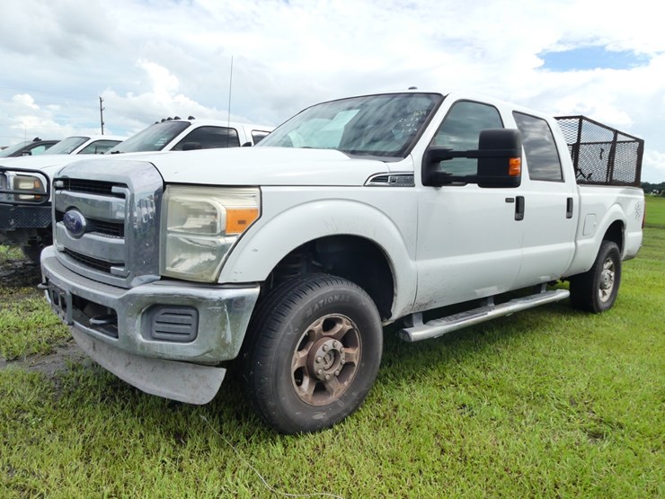 2013-ford-f250-xlt-image-1