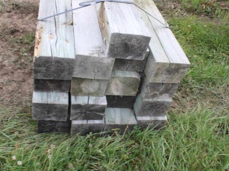 bundle-of-guardrail-posts-6''x8''x6'-long-image-5