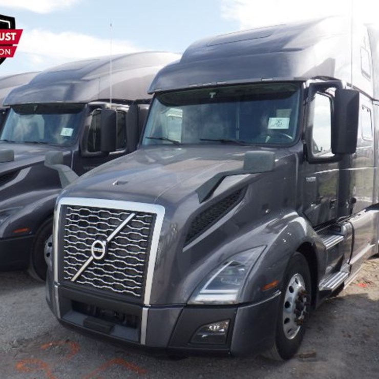 2024 VOLVO VNL860