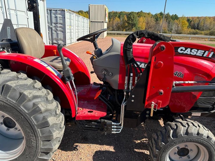 case-ih-farmall-40a-image-19
