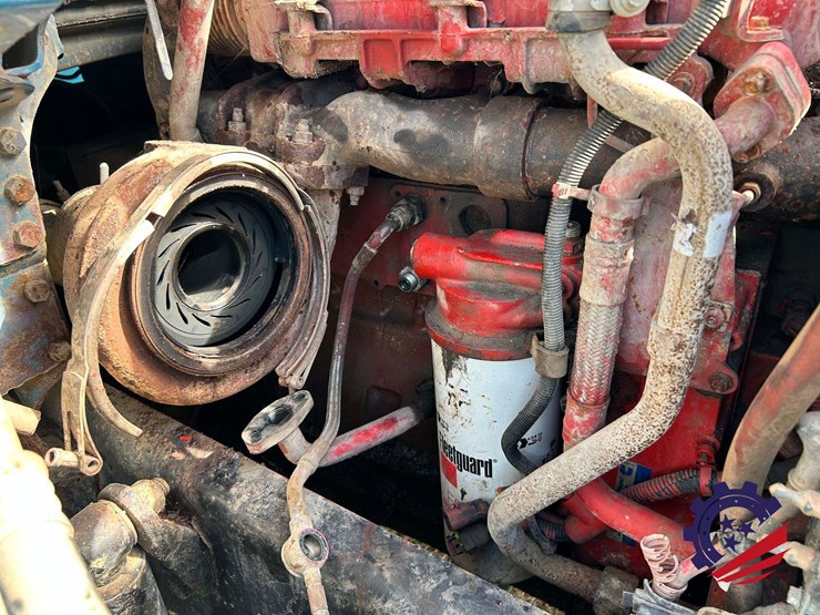 2008-freightliner-m2-106-image-20