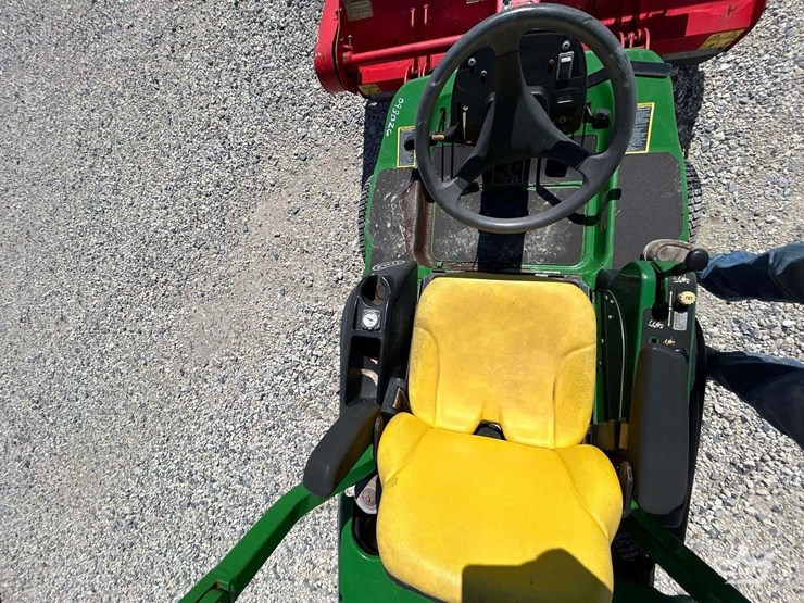 2014-john-deere-f1400-4wd-diesel-front-mower-with-60in.-trimax-fx155-flail-mower-attachment-image-15