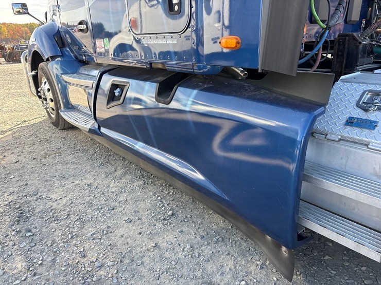 2018-kenworth-t680-image-16