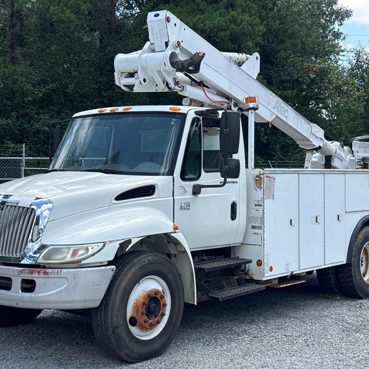 2006 INTERNATIONAL DURASTAR 4200