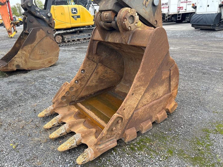 2024-john-deere-350-image-66