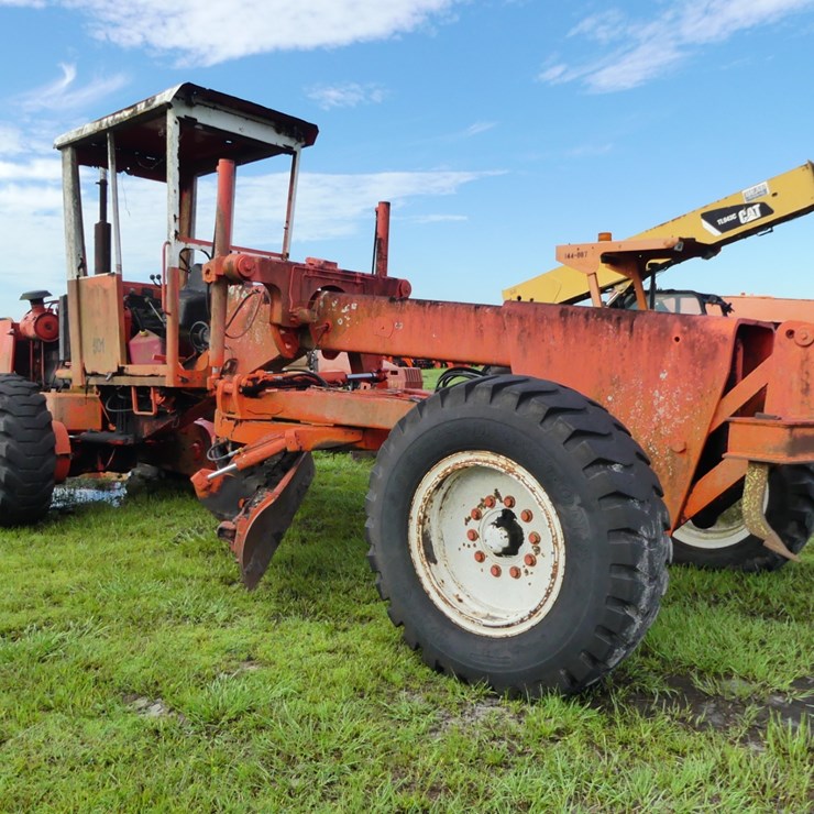 JOHN DEERE 578