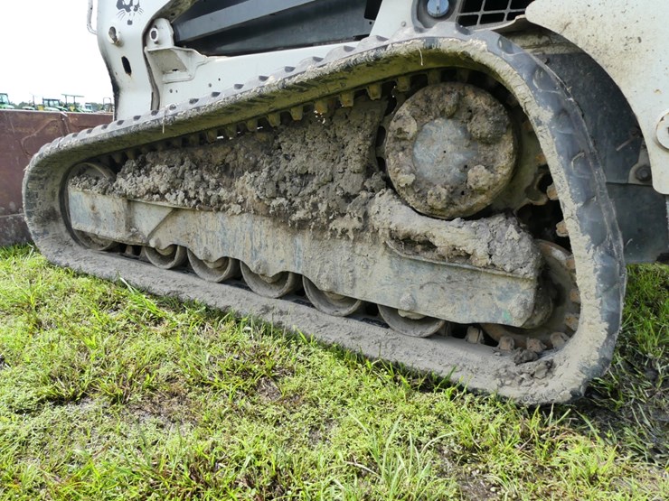2016-bobcat-t750-image-5