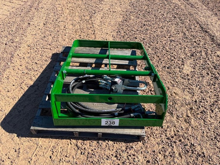 john-deere-8225r-image-7