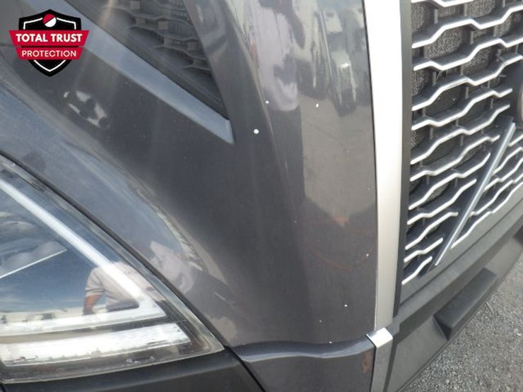 2024-volvo-vnl860-image-5