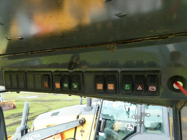 deere-304k-image-14