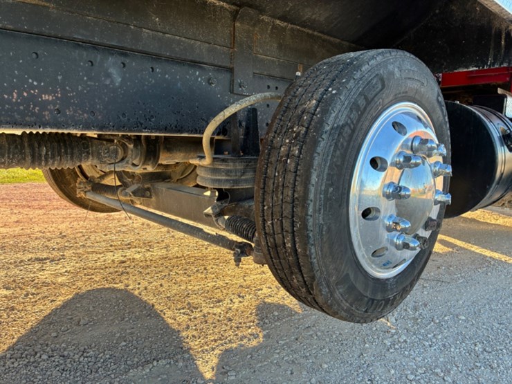 2021-kenworth-t880-image-18