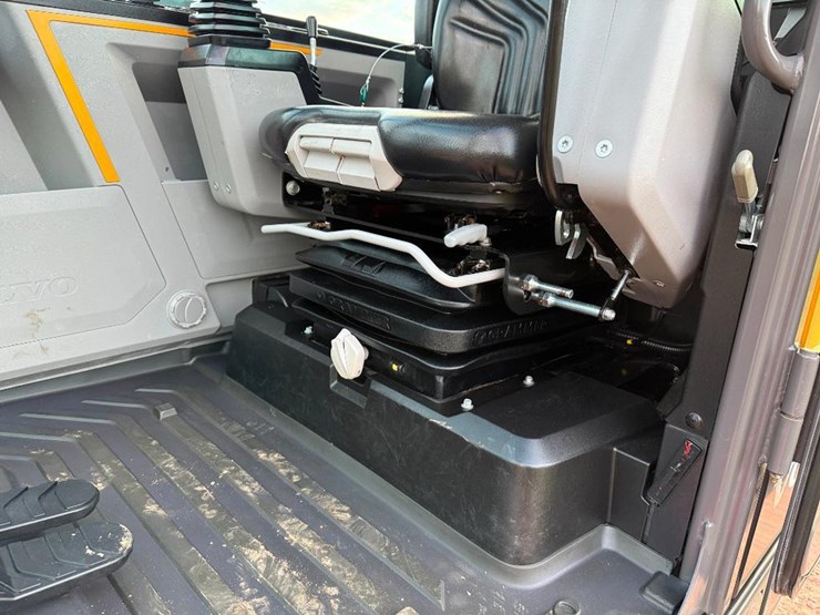 volvo-ec60e-image-46