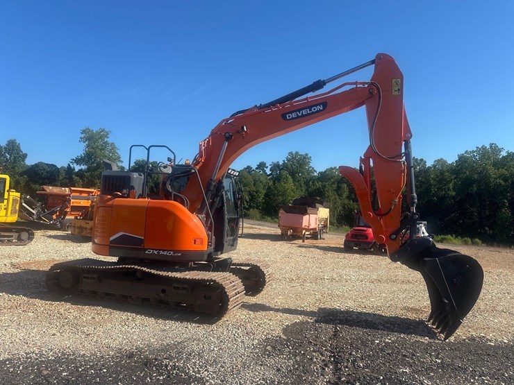 2022-doosan-dx140-lcr-image-3