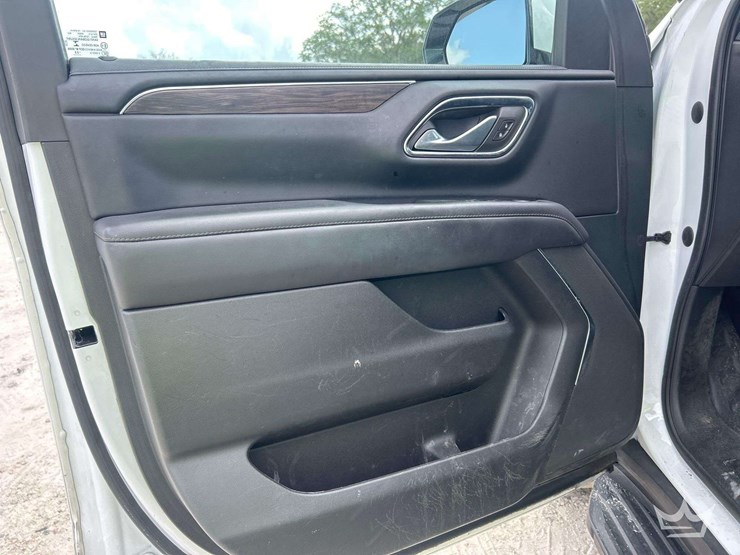 2022-chevrolet-tahoe-image-11