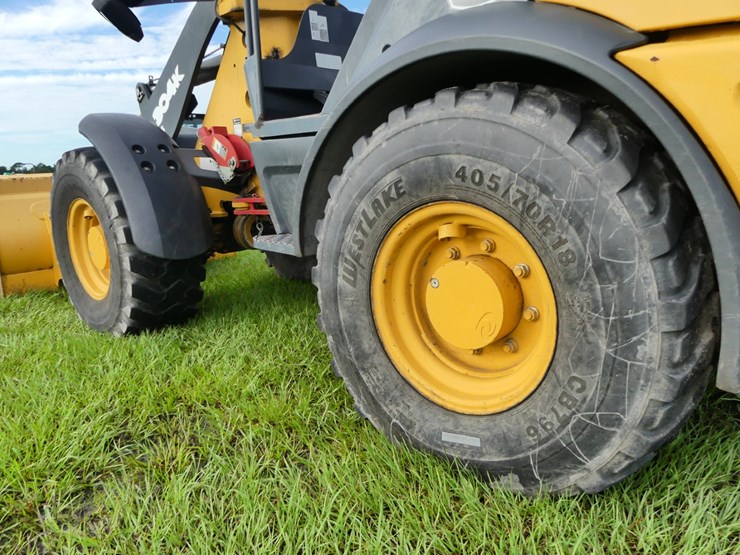 deere-304k-image-6