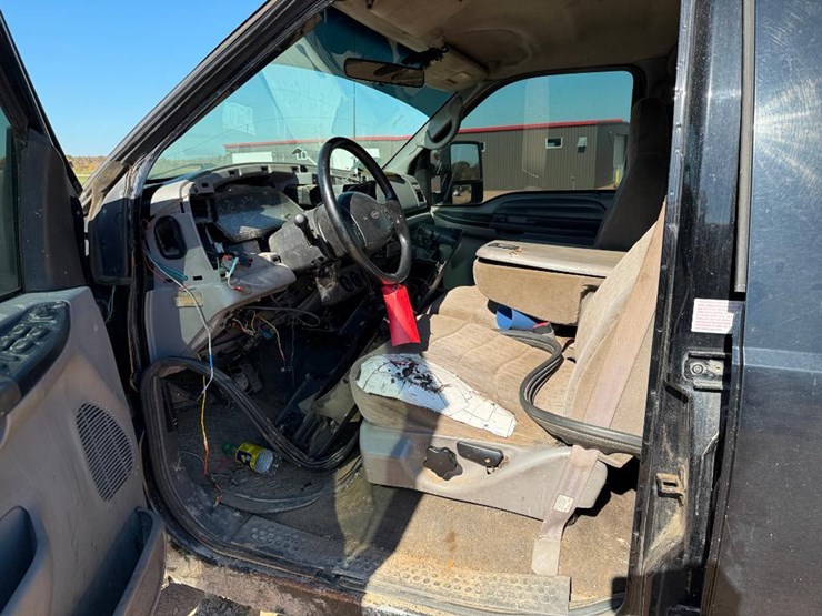 1999-ford-f250-image-26