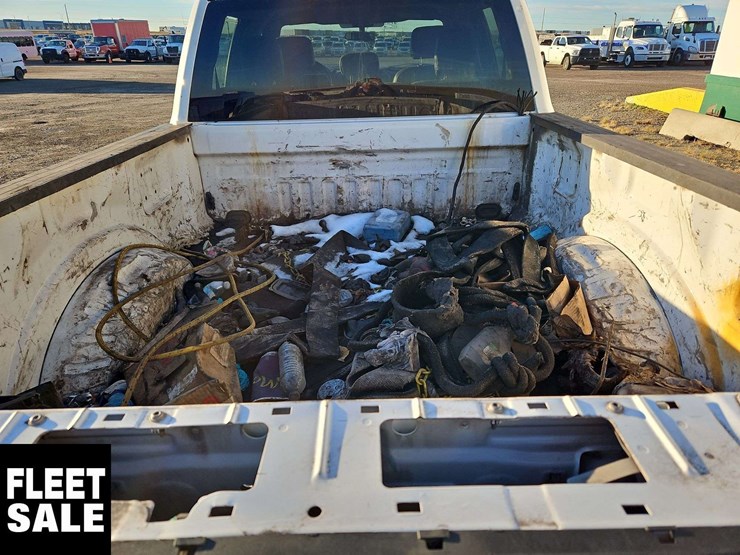 2021-ford-f350-image-15