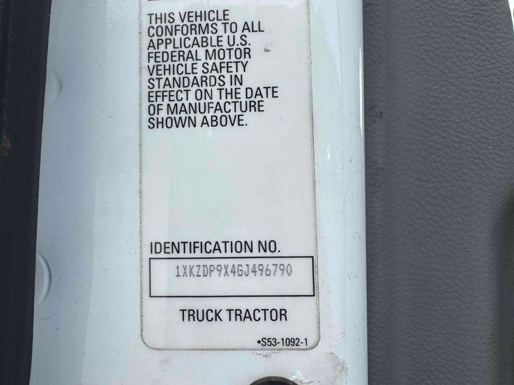 2016-kenworth-t880-image-9