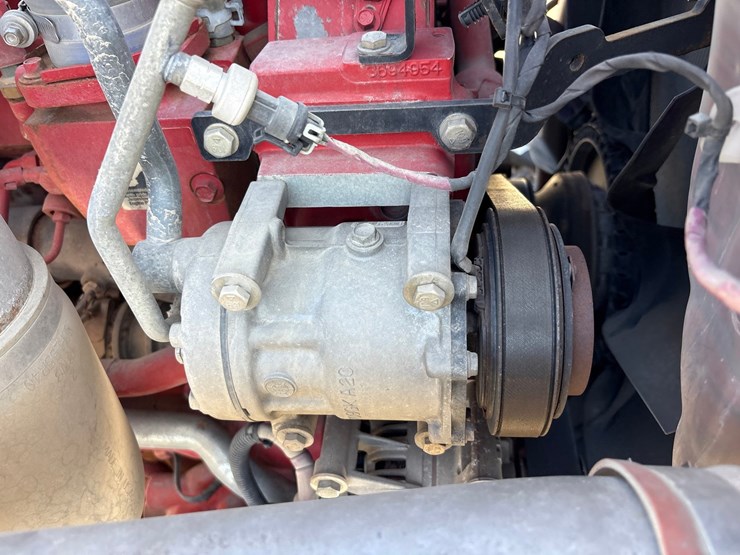 2018-kenworth-t680-image-53