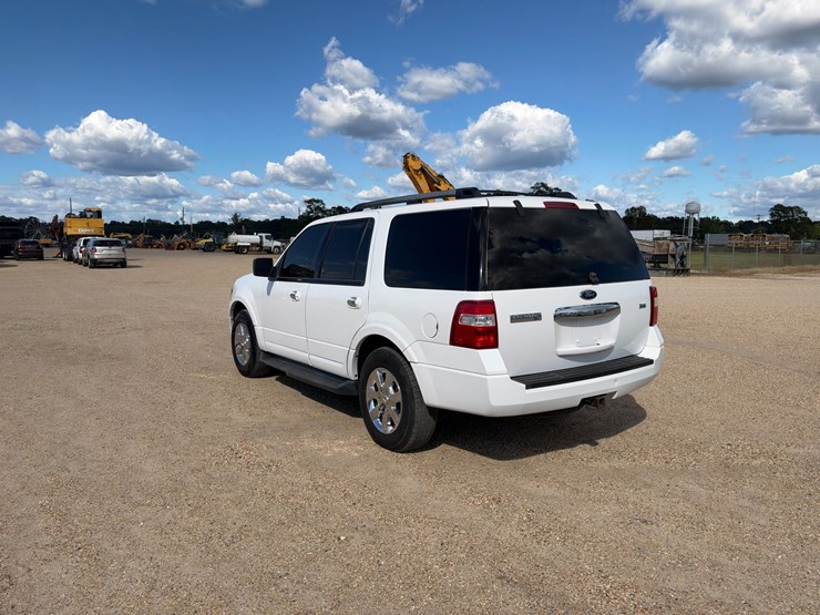 2009-ford-expedition-image-4
