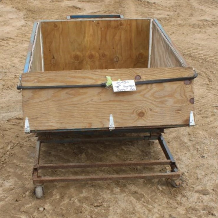 45" x 36'' x 33" Homemade Livestock Feeder Box