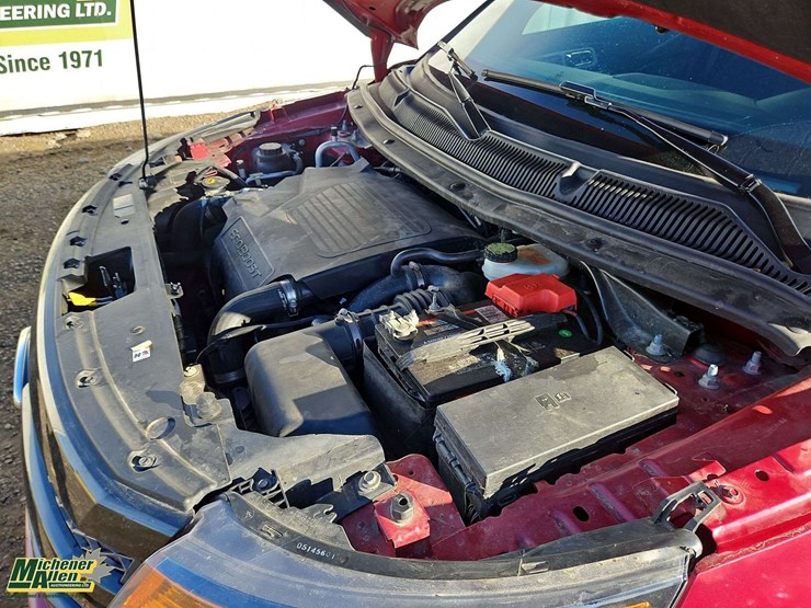 2015-ford-explorer-image-15