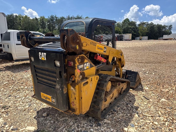 2019-caterpillar-249d-image-5