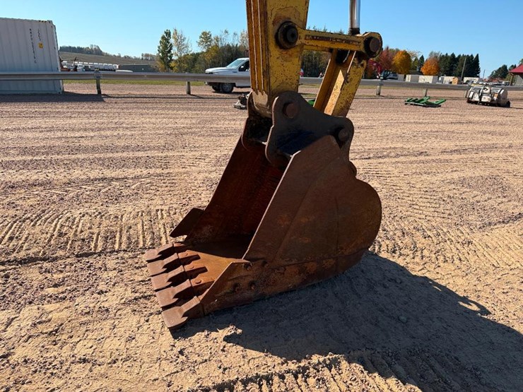 kobelco-sk200sr-lc-image-35