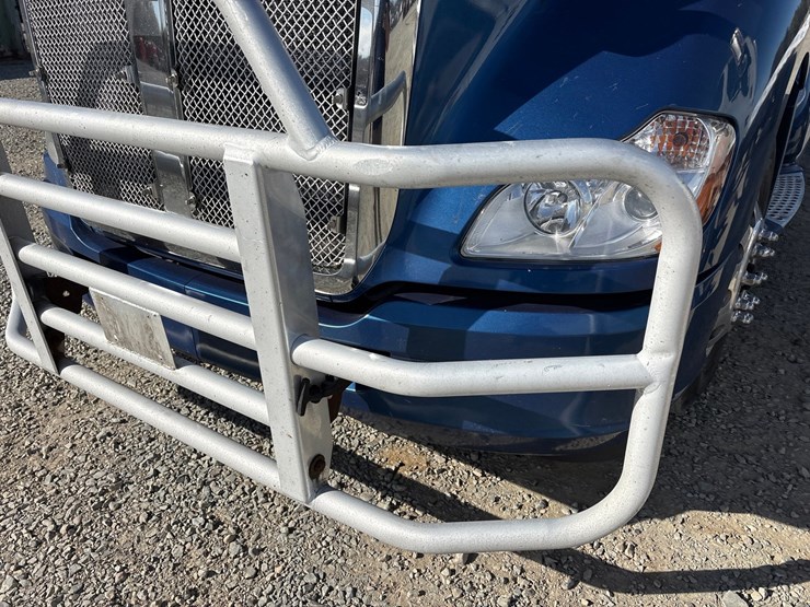 2018-kenworth-t680-image-9