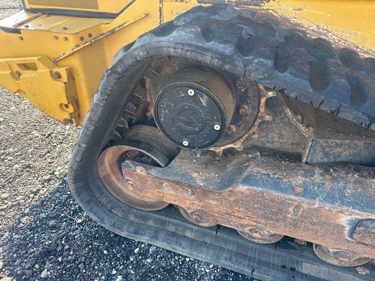 2019-deere-333g-image-14