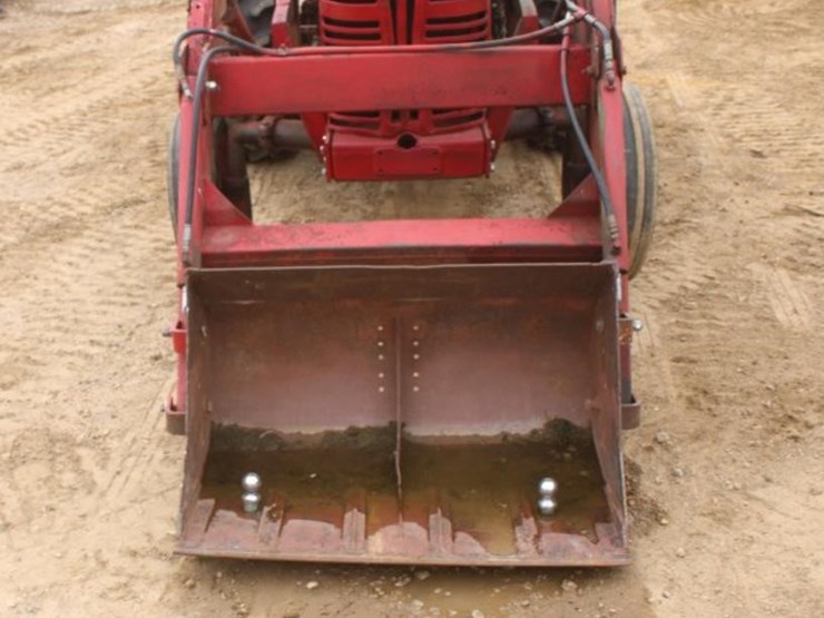 ih-300-gas-utility-image-7