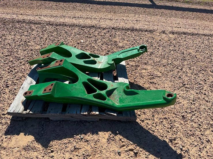 john-deere-8225r-image-4