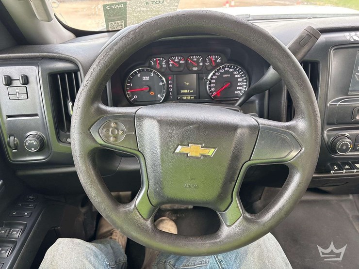 2018-chevrolet-silverado-3500-image-14