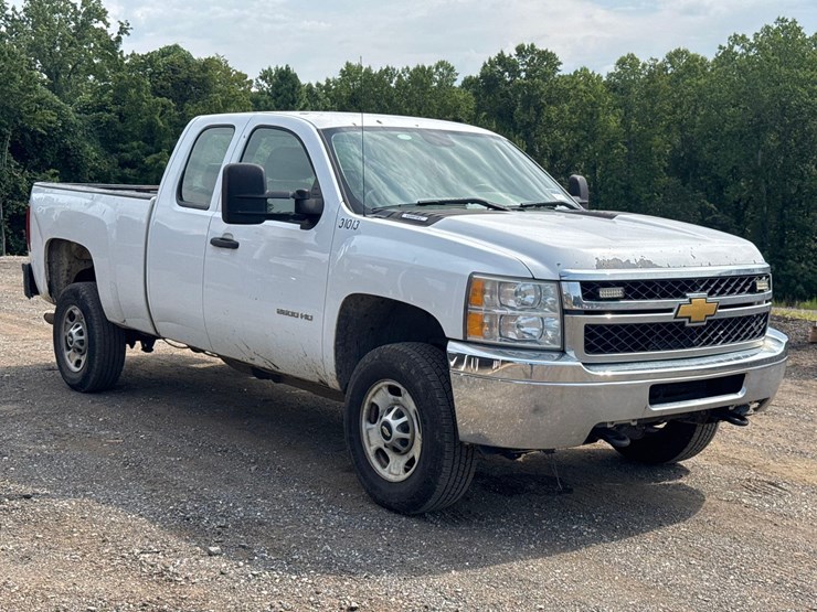 2013-chevrolet-silverado-2500hd-image-7