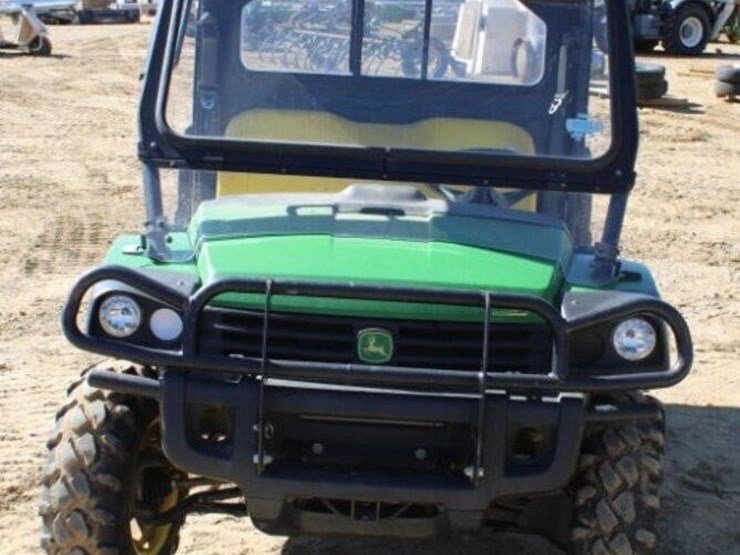 john-deere-gator-image-2