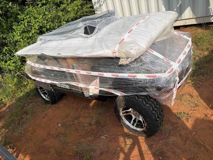 2025-sdlgc80-4-seat-golf-cart-image-1