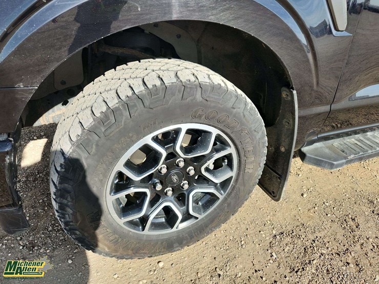 2021-ford-f150-image-10