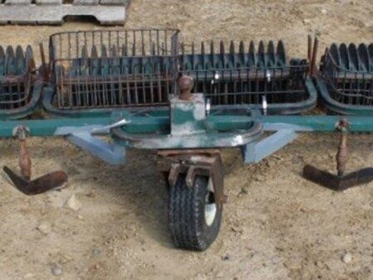 10ft-golf-ball-collector-with-baskets-image-9